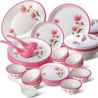 Kamal Dinner Set