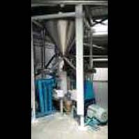 Sugar pulverizing system