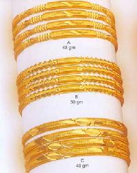 GB-04 yellow gold bangles