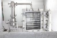 Vacuum Tray Dryer