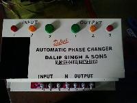 Automatic Phase Controller