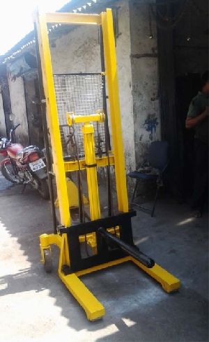 Hydraulic Stacker