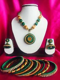 Threaded Necklace Set