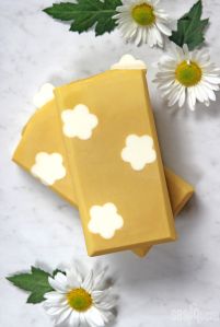 Daisy Cold Process Soap Tutorial