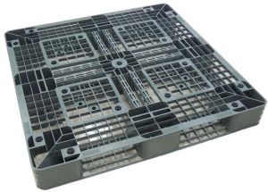 plastic pallets