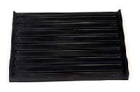 grooved rubber sole plate