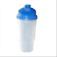 Plastic shaker bottle