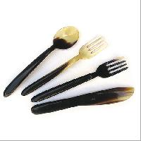 Horn Cutlery Set