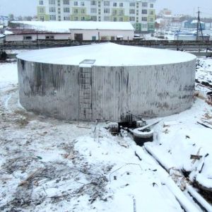 Storage Drums, Tanks & Containers