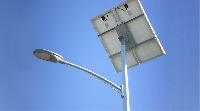 solar powered street lights poles