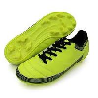online football shoes