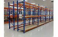Warehouse storage rack