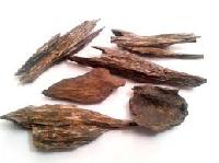 agarwood chips