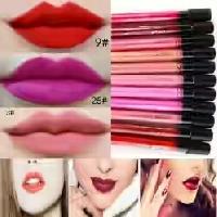 Lip Gloss & Liquid Lipstick
