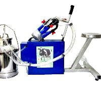 MILKING MACHINE HAND OPERATED