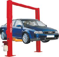 Model : TAURUS High Ceiling Clear Floor Two Post Lift (Auto Stop)