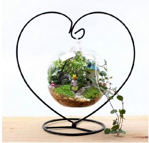 Heart Shaped Hanging Pot Stand