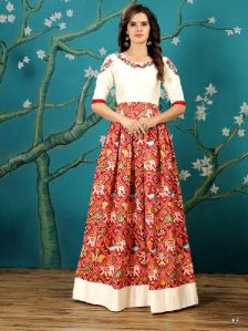 KF Elegant Maroon And Cream Ikat Patola Gown