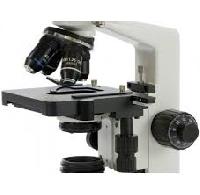 Advanced Microscope Having Optical System