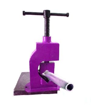 Bench Type Pipe Vice