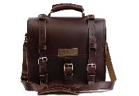 LEATHER SATCHEL COFFEE BROWN