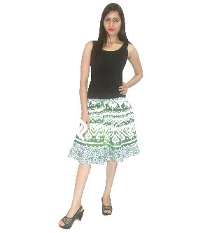 Green mandala printed skirt