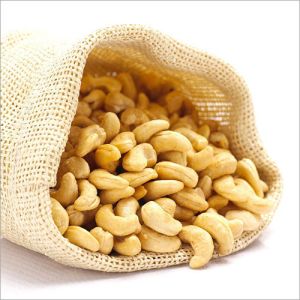 Organic Cashew Nuts