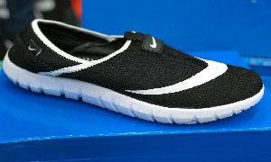 nike belly shoes