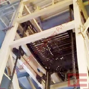 vertical conveyor