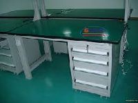 Antistatic Table