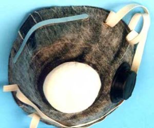 Gas Mask With Exhale Valve