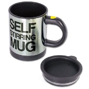 SELF STIRRING MUG WITH LID