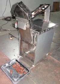 Dry Fruit Cutting Machine