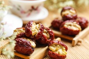 Walnut Kernels