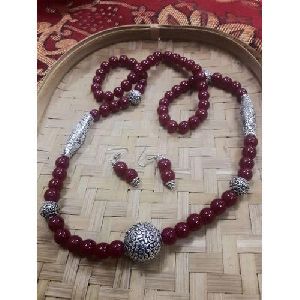 Traditional Beads Necklace Set