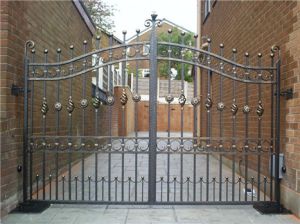Simple Yard Iron Gates