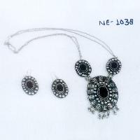 NE-1038 Resin Filled Pendant necklace