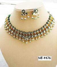 NE-1176 silver material jarkan diamond work kundan earring necklace set