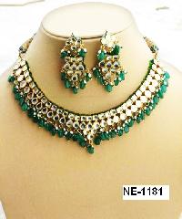 NE-1181 Kundan Work Silver base earring necklace set
