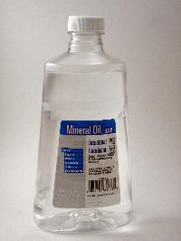 white mineral oil