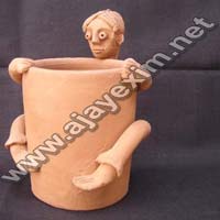 Clay Pen Stand
