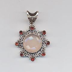 Ladies Beautiful Pink Chalcedony & Garnet Pendant