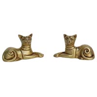 Cat Figurine for Decoration in metla brass finish with bronze finish