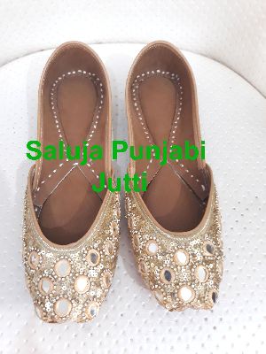 Bride Punjabi Jutti