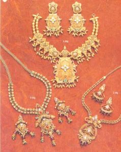 Imitation Necklace Set -12