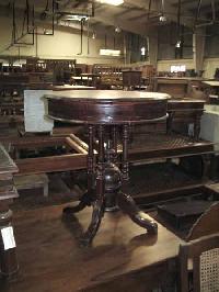 DSC-1715 Antique Table