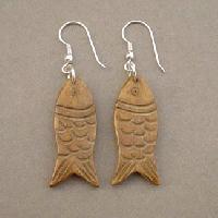 BER-4 Fish shape bone earrings