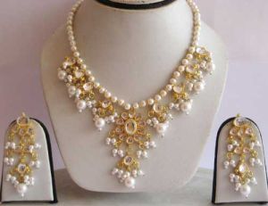 FKI-556  Kundan Necklace Set