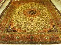Kashmiri Silk Carpet (185-185)