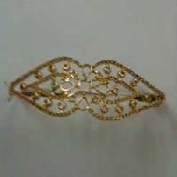 Diamond Studded Gold Bracelet 001